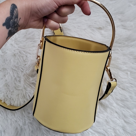 NBW Yellow Bucket Bag - Picture 2 of 5
